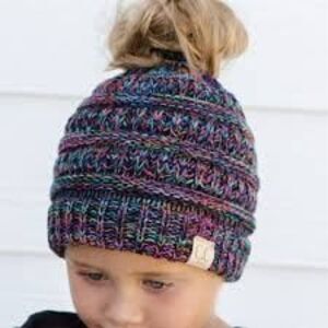 NWT C.C. Kids Toddler-Adult Chunky Crochet Knit Ponytail Messy Bun Beanie Tail